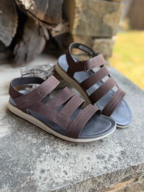 Merrell Blacken Brown Multi-Strap Leather Comfort Sandals Sz-7.   U